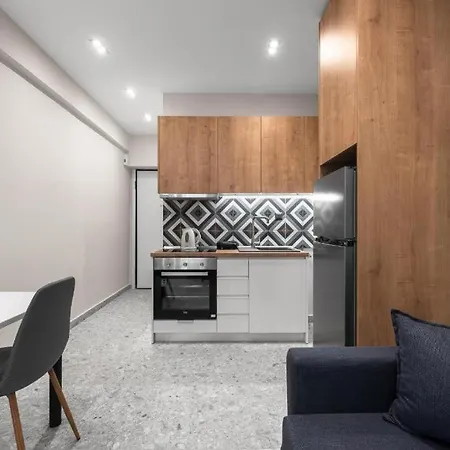 Avenue & Apartments, Nilie Hospitality Mgmt