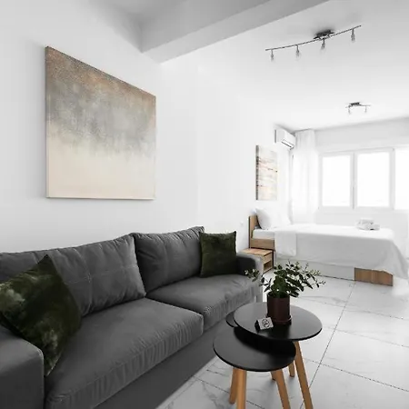 Avenue & Apartments, Nilie Hospitality Mgmt Apartment *