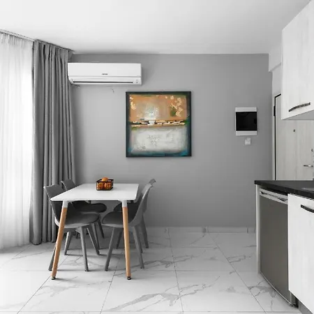 Apartment Avenue & Apartments, Nilie Hospitality Mgmt